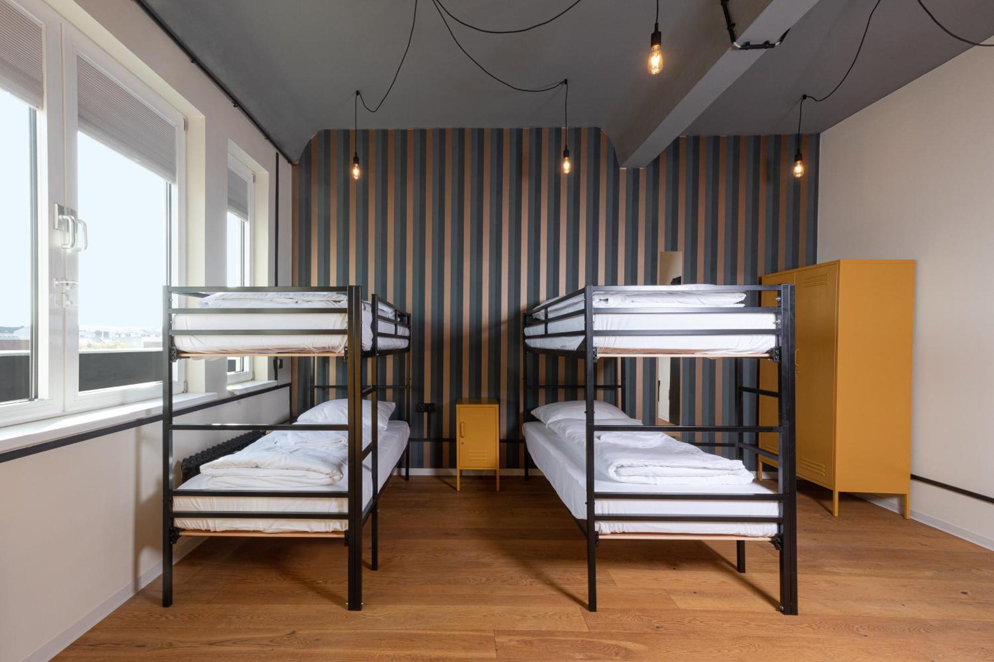 Coffee Inn Hostel Берлин Экстерьер фото